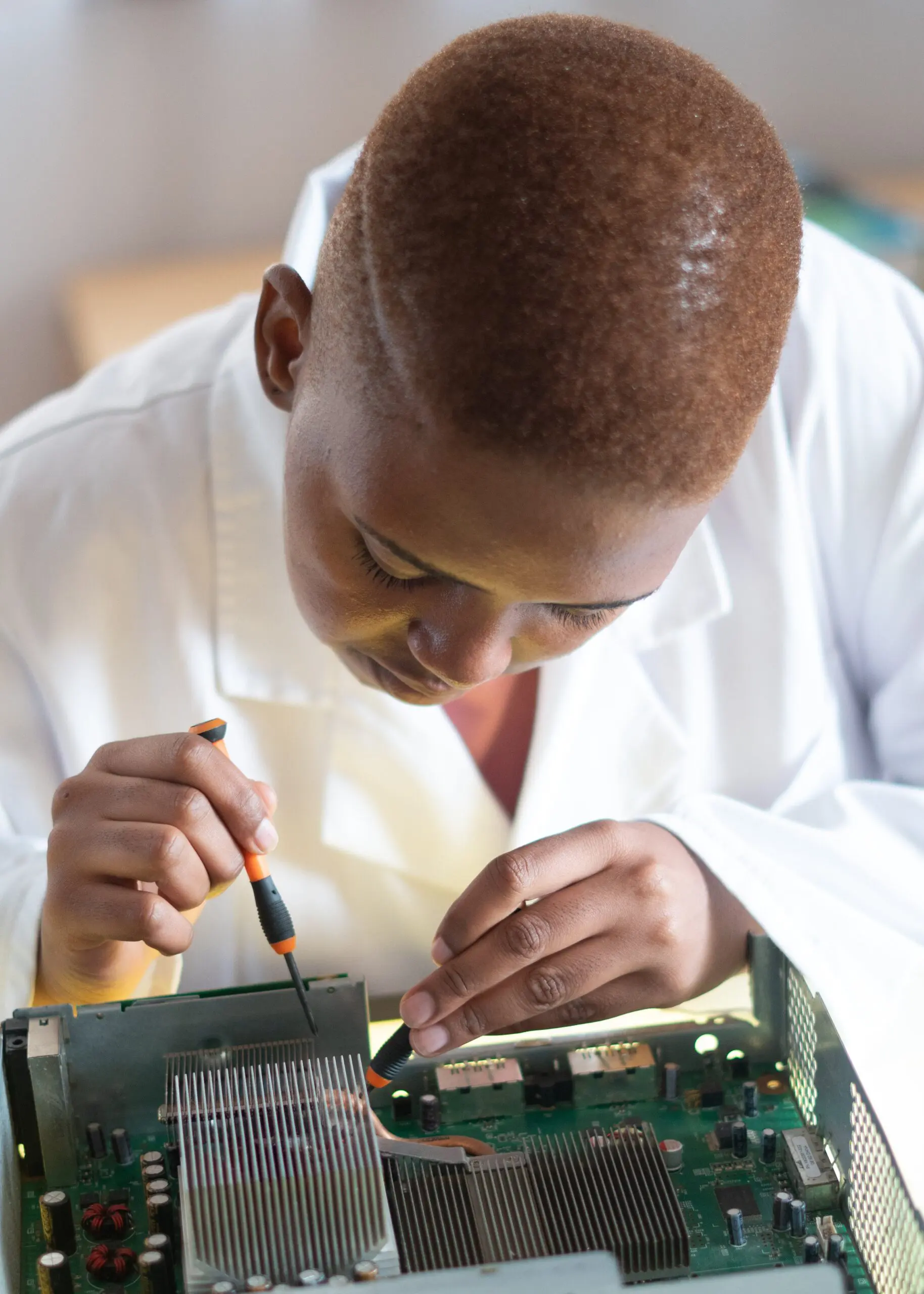 Unlocking Precision: A Dive into Micro Machining Services